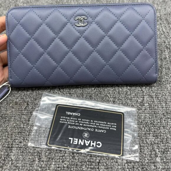 CHANEL Leather Wallet 685-082125 - Picture 2 of 10